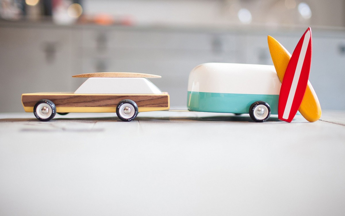 Maquette de camping-car en bois