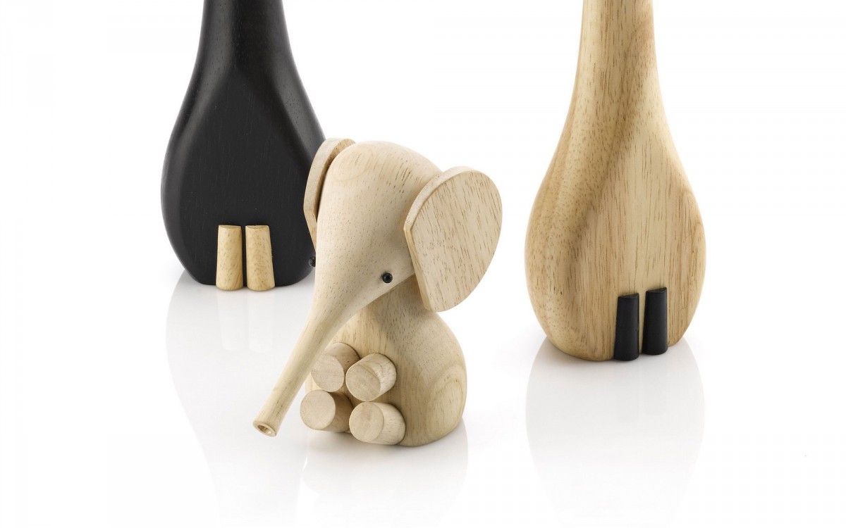 wooden elephant Gunnar Florning