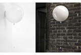 lampara balón blanco, aplique de pared infantil globo por Boris Klimek