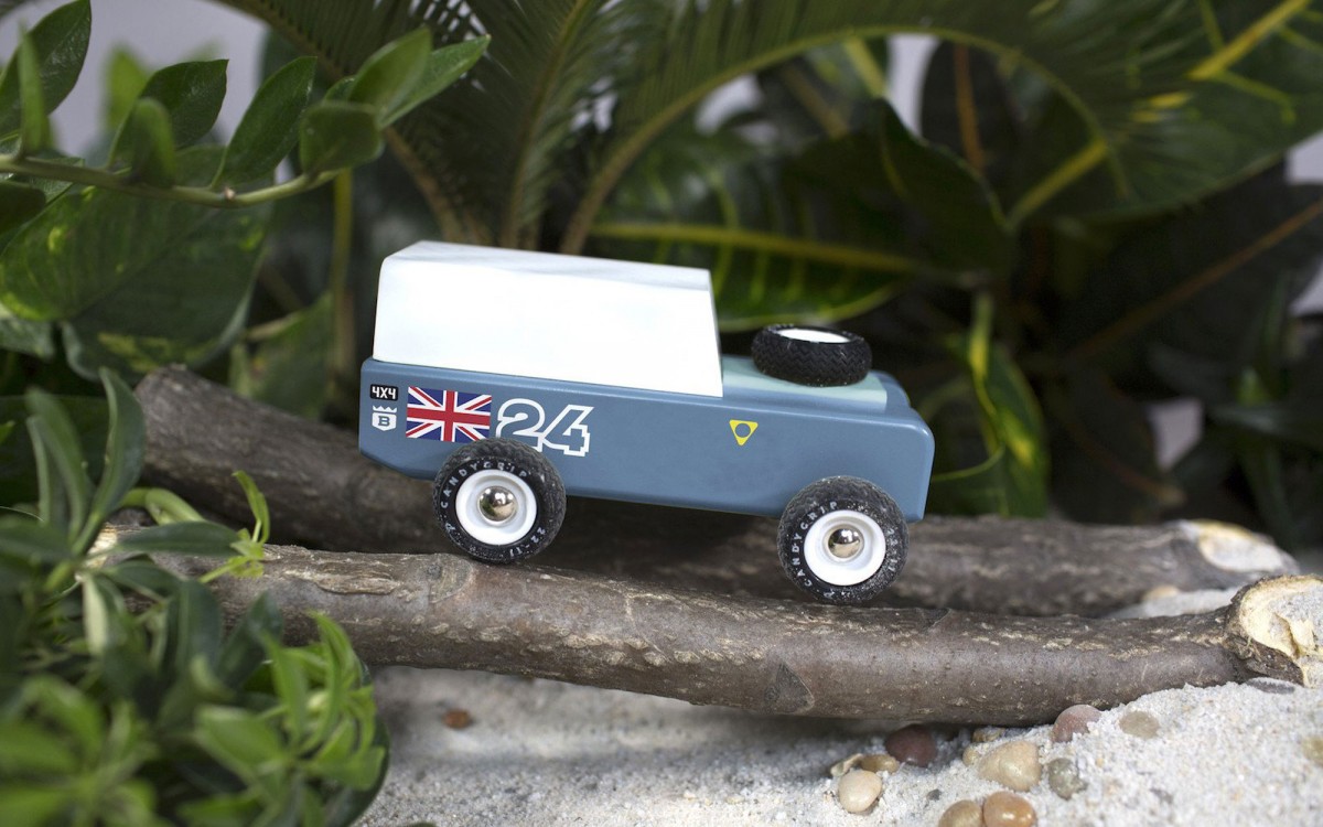 Drifter wooden toy car