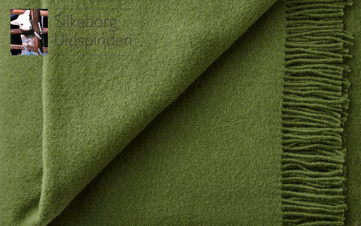 wool toddler throw (cypress green)