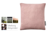 coussin enfant en laine rose scandinave
