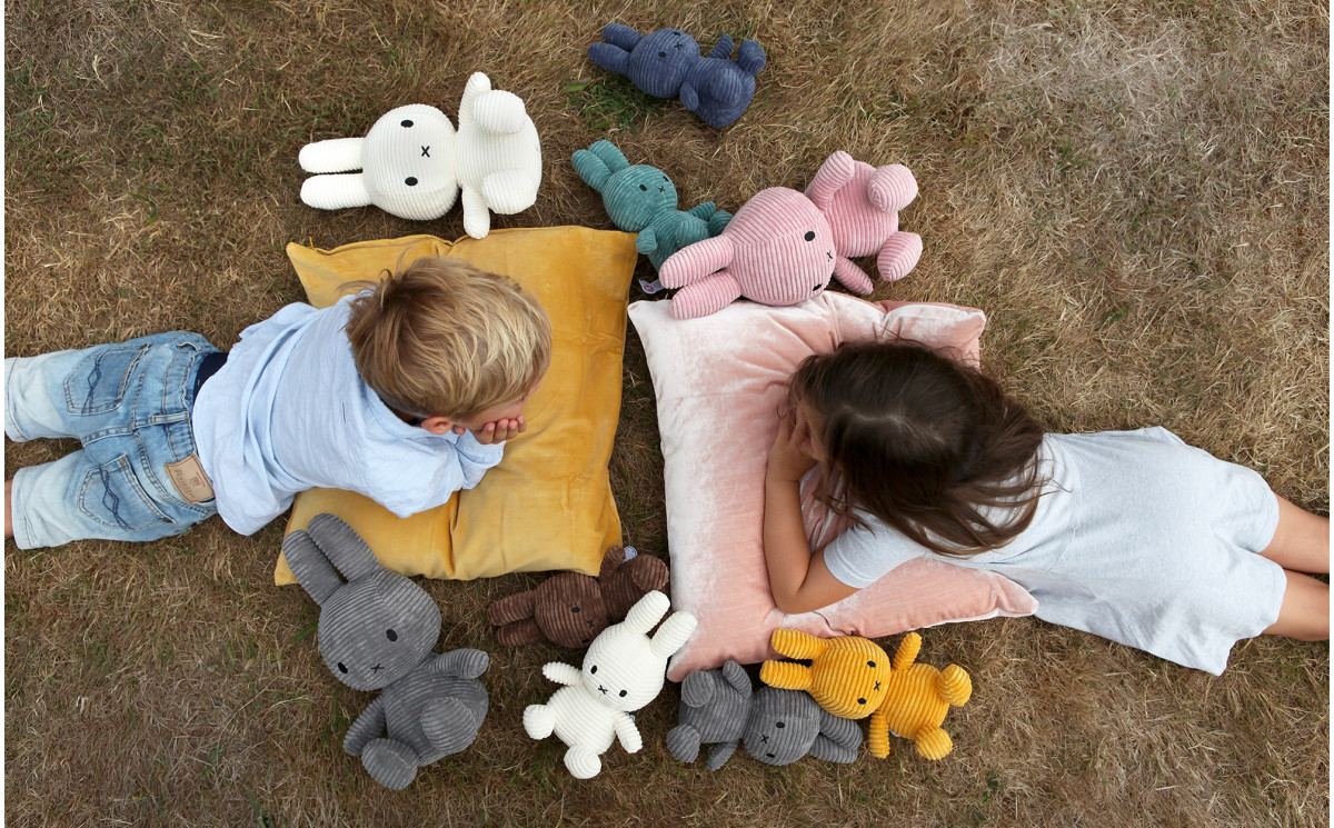 Peluche lapin miffy hotsell