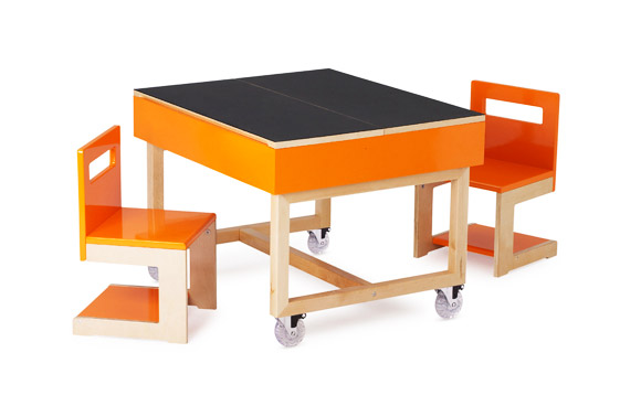 orange fundy play table ARGINGTON // orange fundy play table