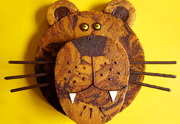 BOGATO // grrrrrr cake