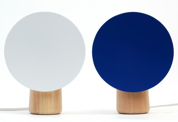 ANDREAS ENGESVIK for PROTOTYPE // blue shelf-lamp