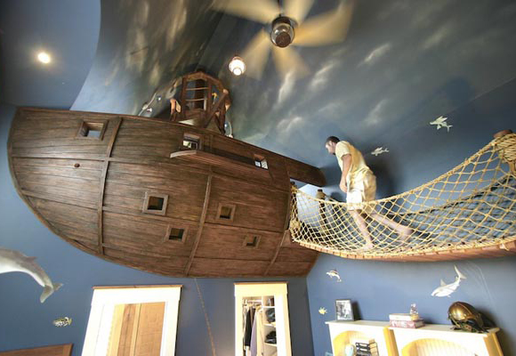 STEVE KUHL // themed pirate nursery